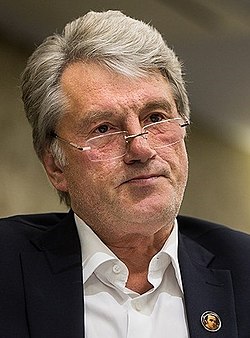 250px-Viktor_Yushchenko_by_Tasnimnews_01_(cropped)