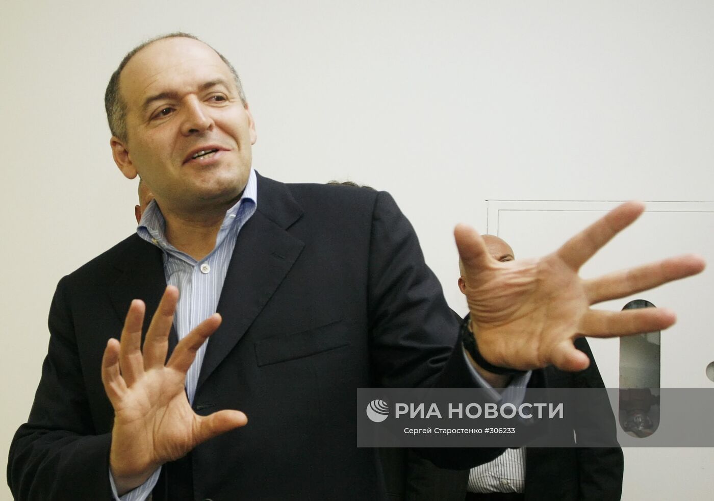 Виктор Пинчук: где он сейчас, личная жизнь, бизнес, критика и роль во время войны