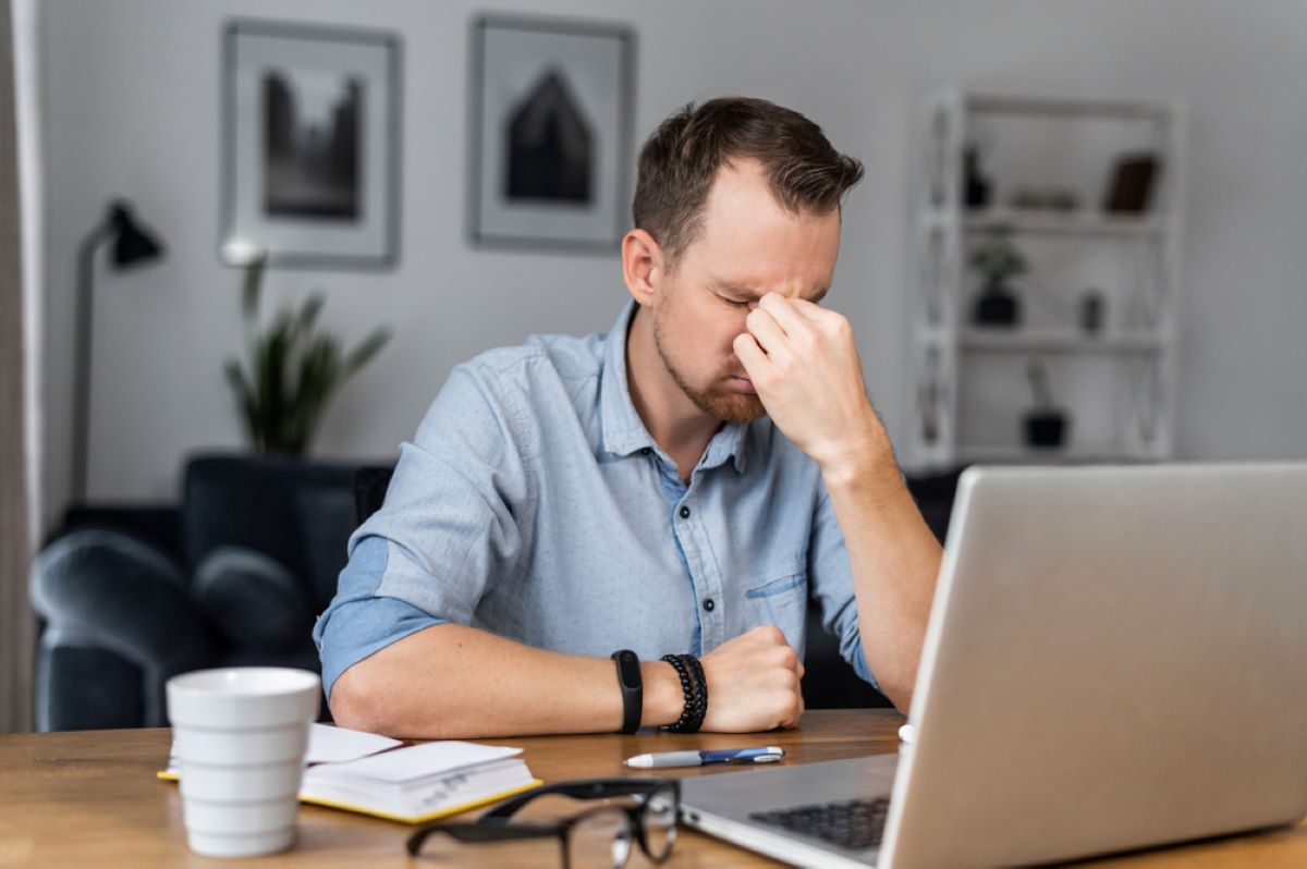 Як не вигоріти на роботі: корисні поради для балансу