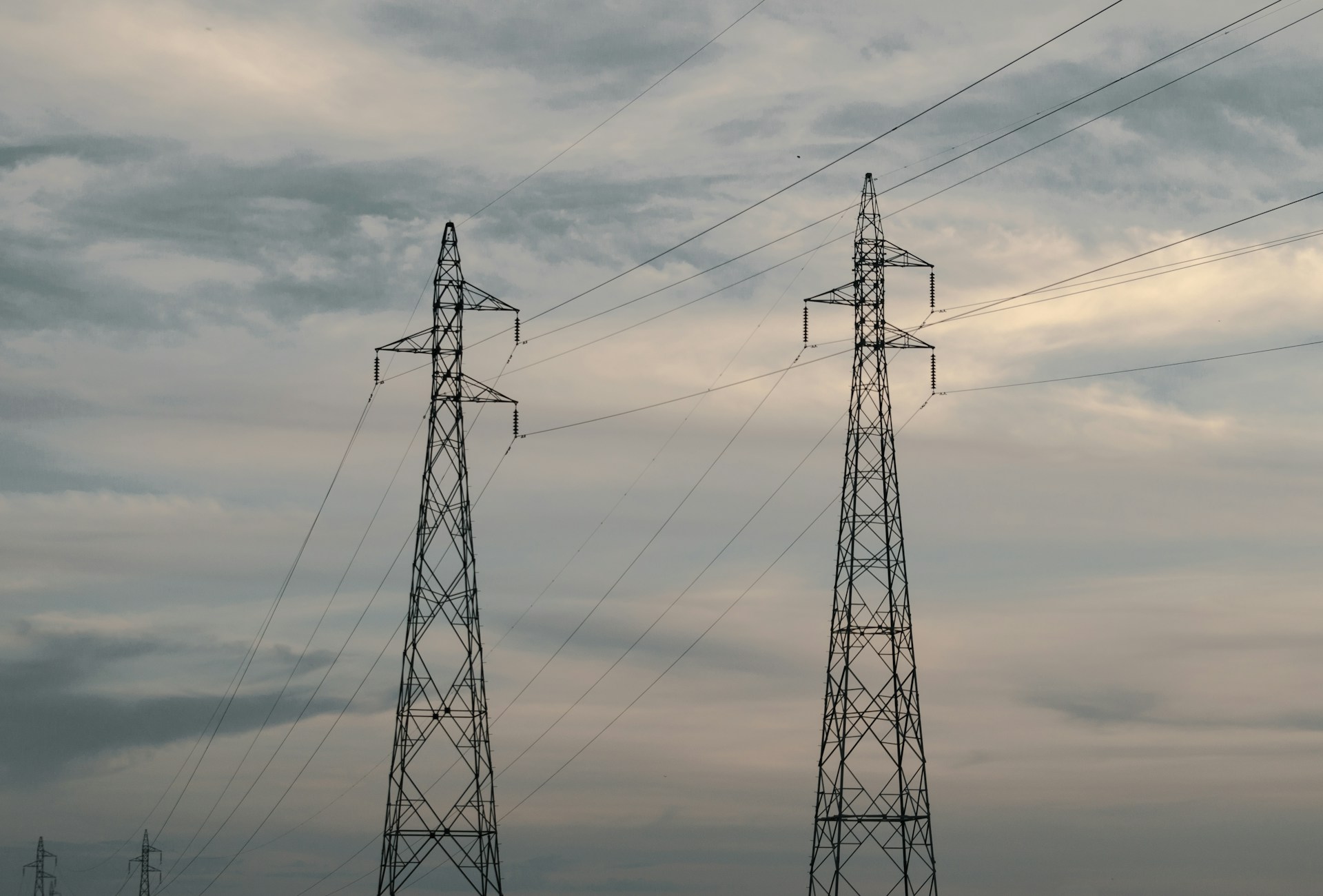 Графік відключень світла Київ та Київська область 9 січня 2026: де не буде електроенергії сьогодні