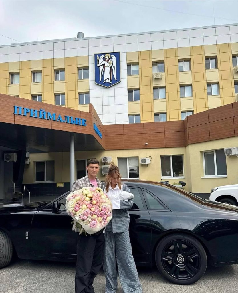 Леся Нікітюк Сестра-Близнючка: биография, личная жизнь и карьера