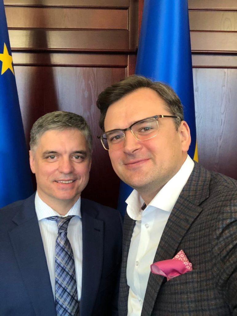 Дмитрий Кулеба Развод: подробности личной жизни и влияние на карьеру