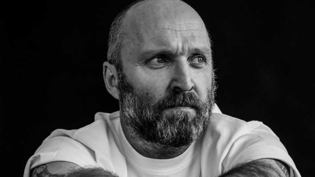 Александр Кобзарь Новая Девушка: подробности биографии, карьеры и личной жизни