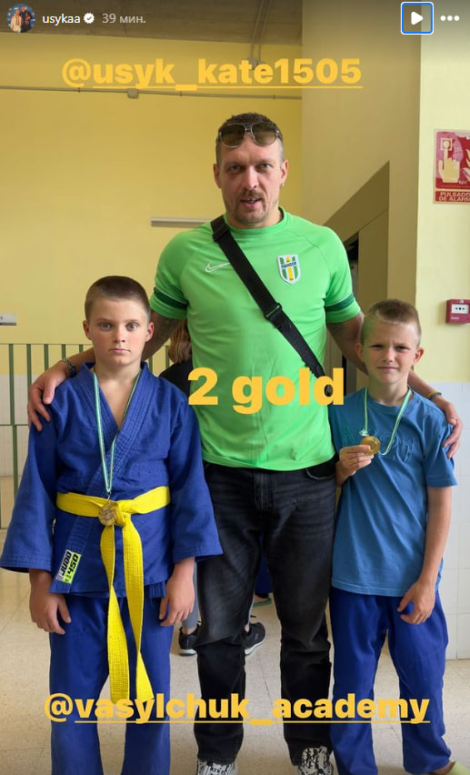 Скільки Дітей У Усика: Детальна Інформація про Сім’ю Олександра Усика