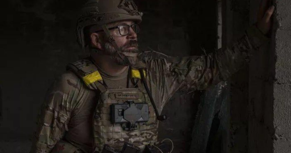 Двоюрідний Брат Джей Ді Венса: Детальний Огляд Біографії, Кар'єри та Особистого Життя