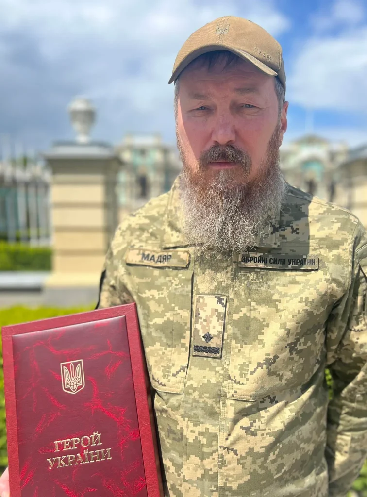 Мадяр Биография: путь к успеху и личные вехи