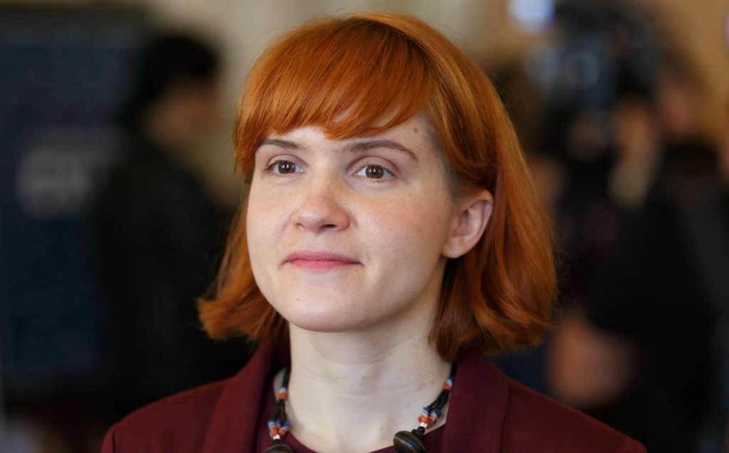 Мар'Яна Безугла Особисте Життя: Детальний Огляд Біографії, Кар’єри та Приватного Сектору