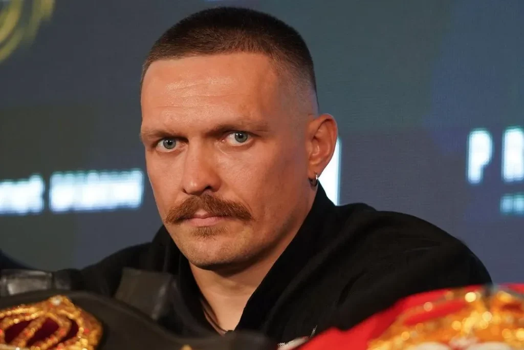 Усик Вага: подробный обзор жизни, карьеры и личных достижений