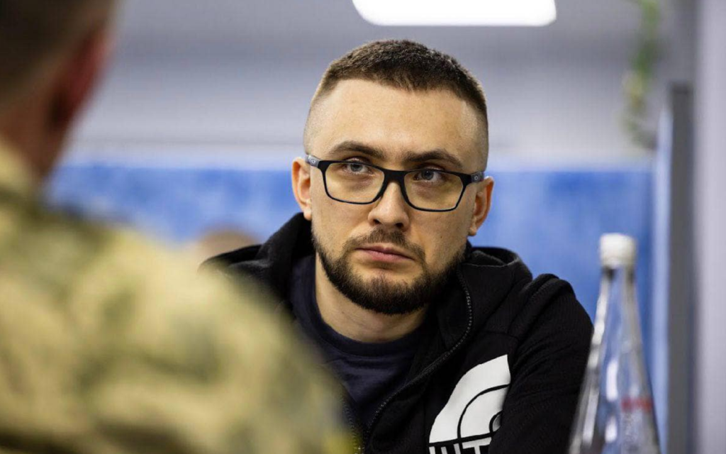 Хто Такий Стерненко: Життя, Діяльність і Вплив