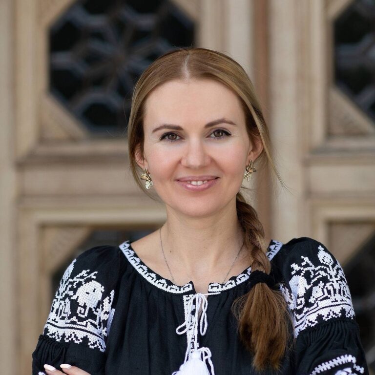 Анна Скороход Батьки: подробная биография, карьера и личная жизнь
