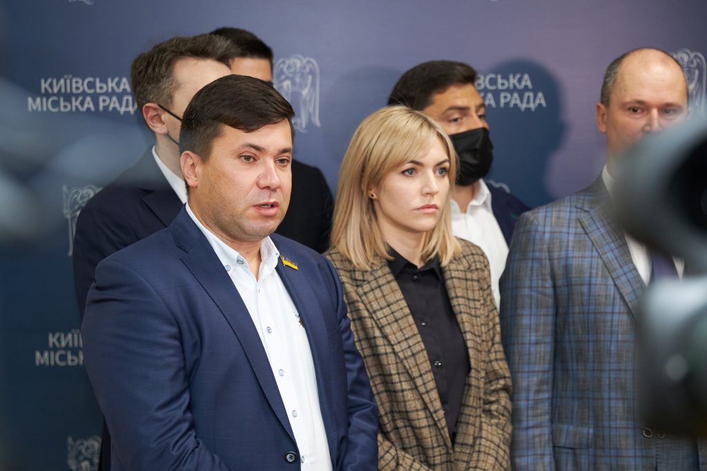 Андрій Вітренко Батьки: биография, семья и карьера